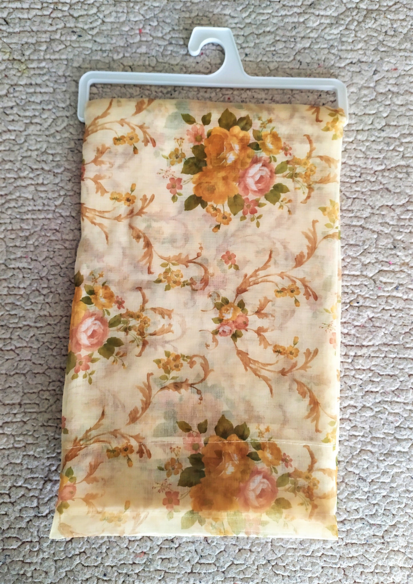 Coppia di Tende con Fantasia Fiorata